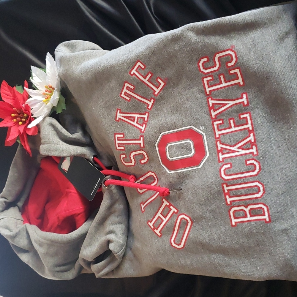NWT Ohio state sweatshirt size L